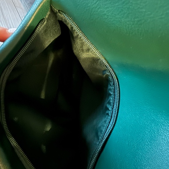 BEIS WICKED Green Leather Backpack - Picture 2 of 9